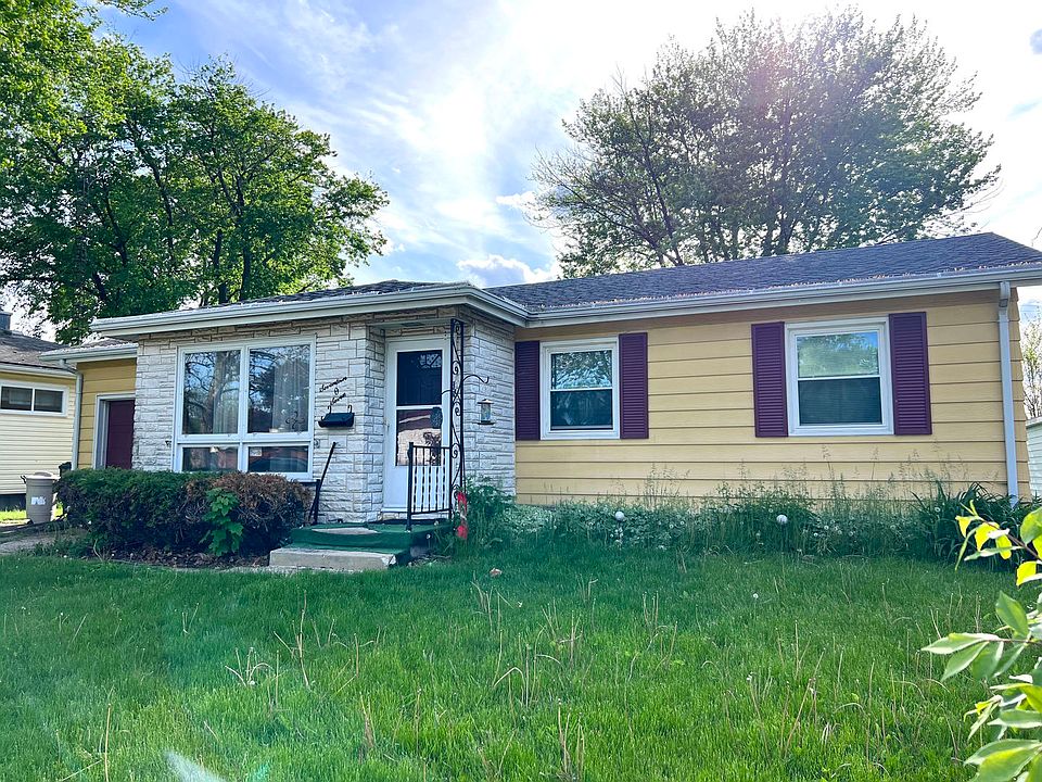 2nd image of 1707 11th Ave