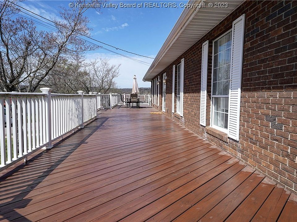 206 Walnut Dr, Hurricane, WV 25526 Zillow