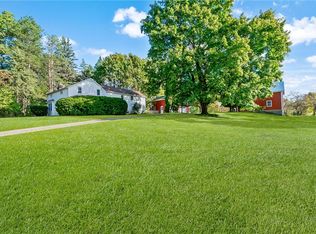 2161 Edwards Rd, Waterloo, NY 13165