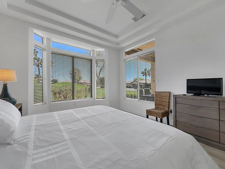 43696 Old Troon Ct — Photo 12