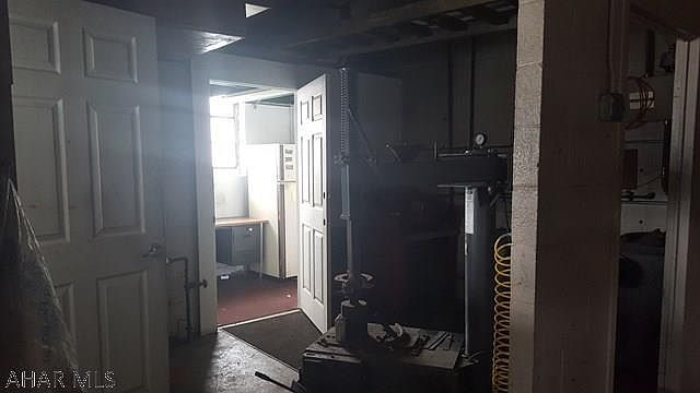 2nd image of 3600 6th Ave