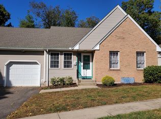 31 Shares Ln #31, South Windsor, CT 06074