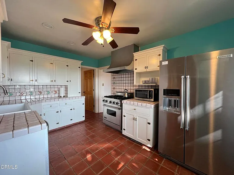 345 Malcolm Dr — Photo 11