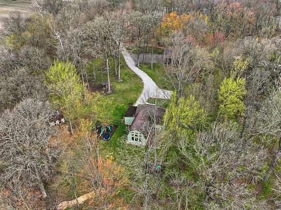 2nd image of 13825 Bailey Rd