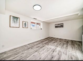 6508 S 34th Ave NW, Calgary, AB T3B1N2
