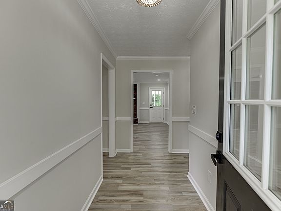 3rd image of 4445 Lake Forest Dr