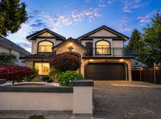 12623 90a Ave, Surrey, BC V3V 1C6