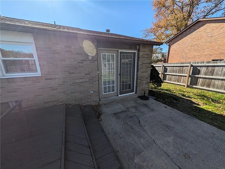 104 Teton Dr — Photo 35