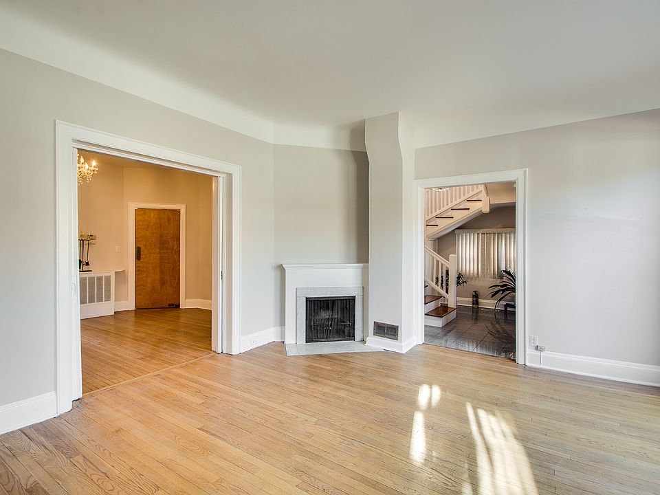 1st image of 5744 S Blackstone Ave