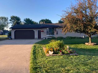 130 Wallrich Rd, Cecil, WI 54111