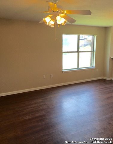 1st image of 10303 Hunters Pond