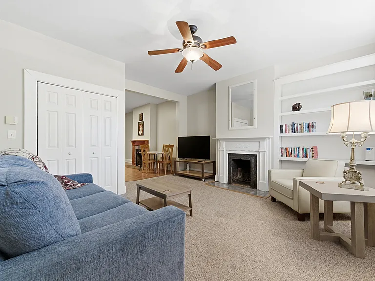2213 Jane St #1 — Photo 4