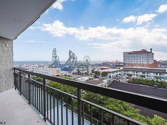 5th image of 935 Ocean Ave APT 724