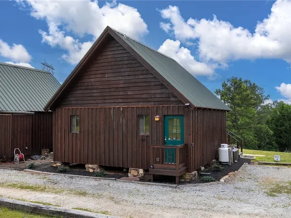 4 Kitty Hawk Ln, Six Mile, SC 29682