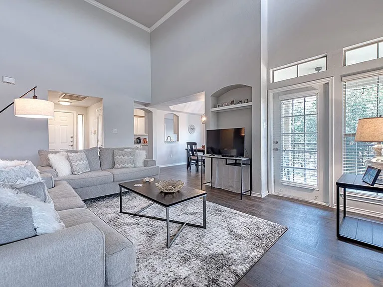 Barton Creek Villas — Photo 3