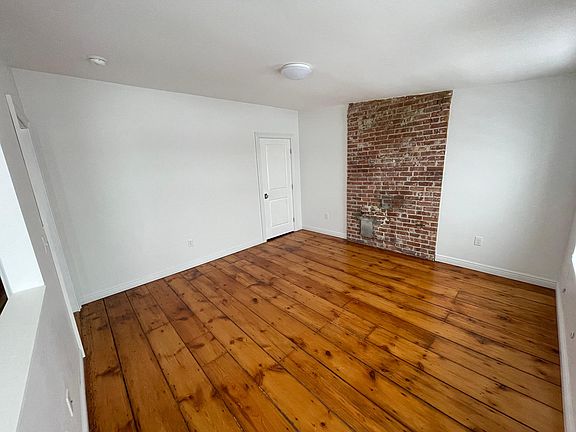 Top floor second bedroom