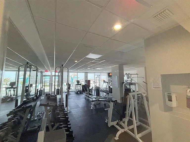 3140 S Ocean Dr #809 — Photo 28