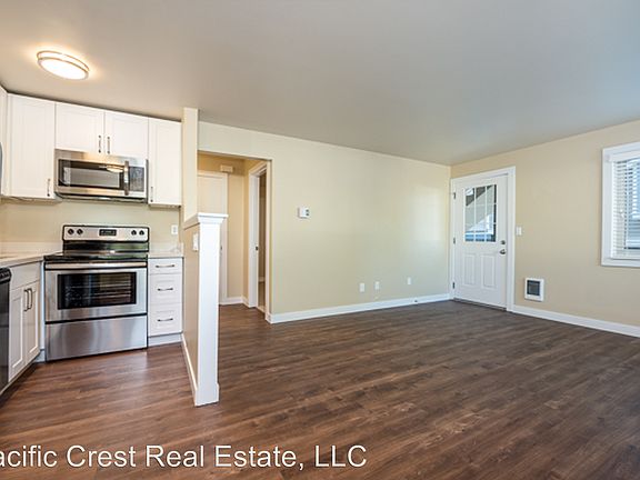 4th image of 6515 5th Ave NE APT 202