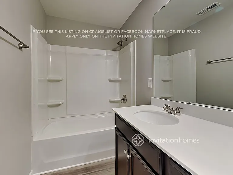 1721 Autumn Creek Ln — Photo 14