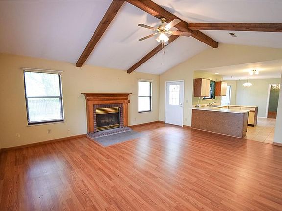 2nd image of 6951 Deer Bluff Dr