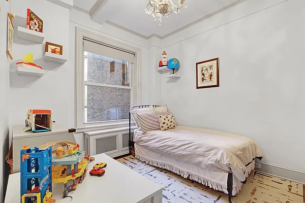 Sold by Compass | media 7