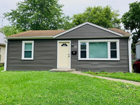 949 Westmoreland Ave, Waukegan, IL 60085