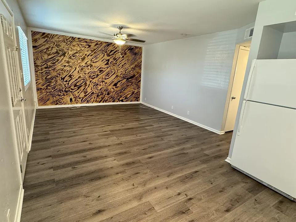 1736 E Virginia Ave #1