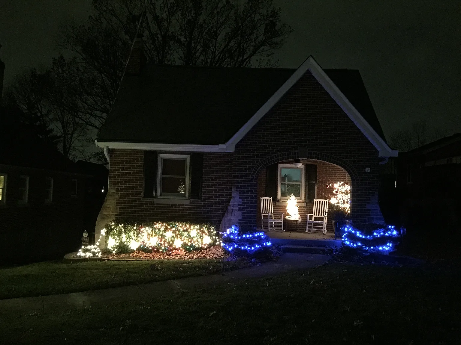 18 Lake St photo 1