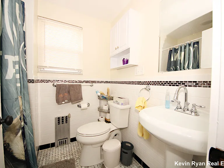 91 Cushing St #2 — Photo 4