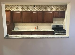 2379 24th St APT 3, Astoria, NY 11105
