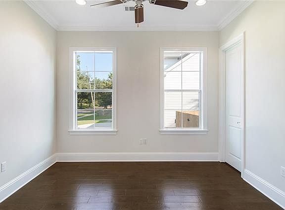 5th image of 5747 Bancroft Dr