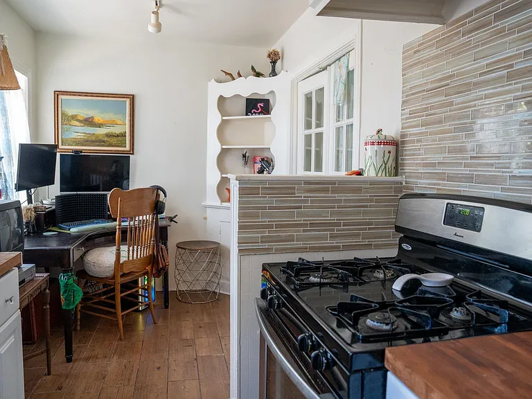 1909 Colquitt St #7 — Photo 4