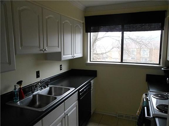 4th image of 6952 Highland Park Dr #6952