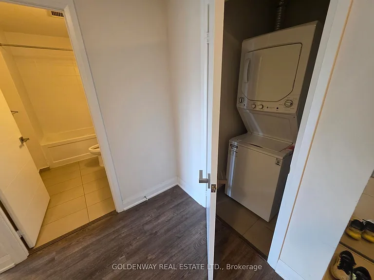 18 Uptown Dr #325 — Photo 6