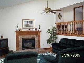 2nd image of 4822 Libbey Rd