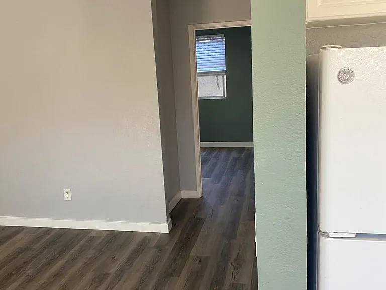 3260 Martin Ave #I — Photo 3