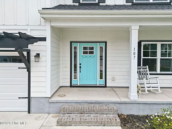 5th image of 107 Whispering Pine Lane