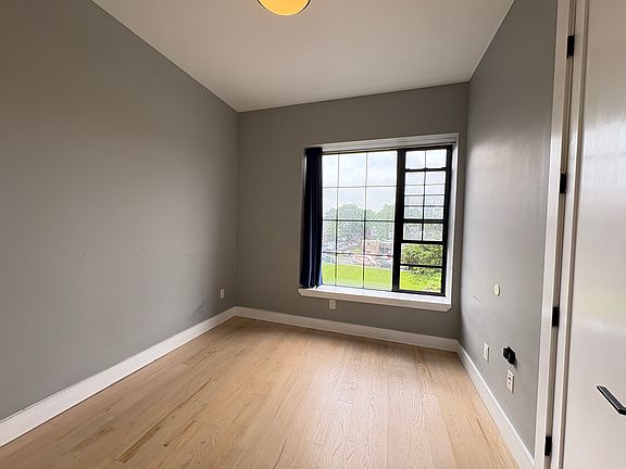 4th image of 609 Communipaw Ave #3R