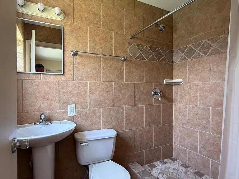 4924 Vincennes St #1 — Photo 5