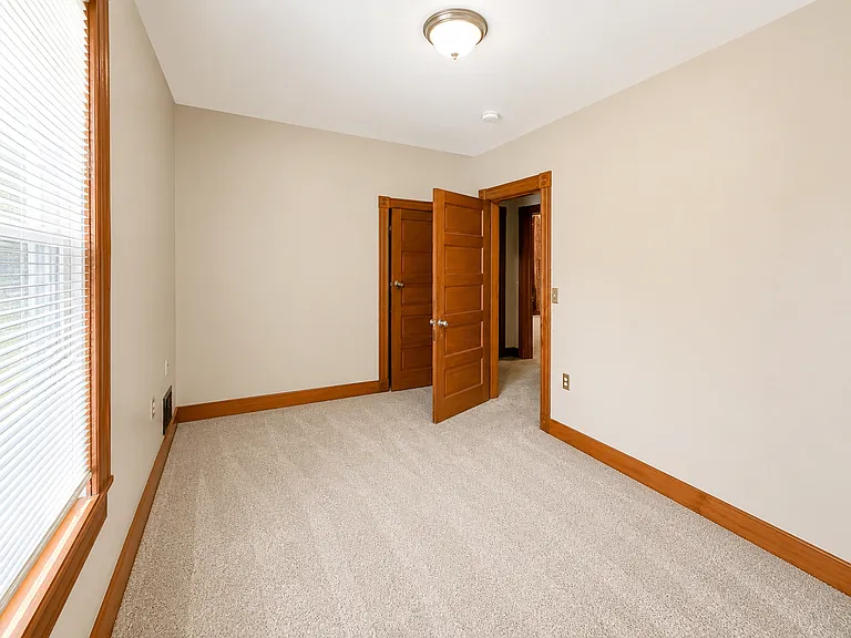 608 Northpoint Rd — Photo 24
