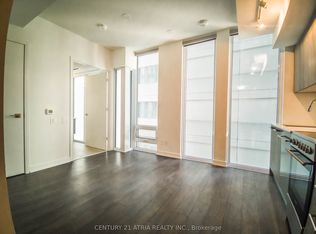 28 Wellesley St E #1810, Toronto, ON M4Y 0C4