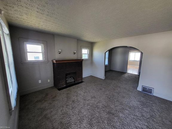 5th image of 613 Grifton Ave