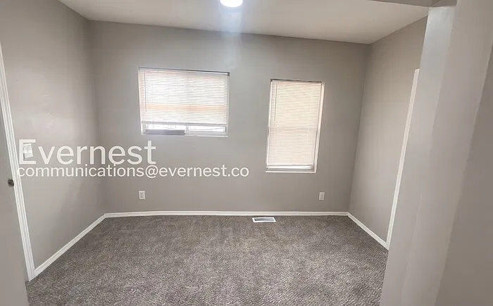 1265 E 99th St — Photo 9