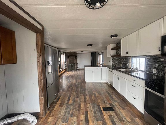 4th image of 333 S Jones St #17