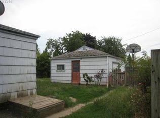 1148 12th St, Springfield, OR 97477