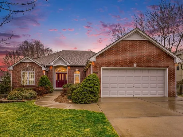 7522 N Palmer Ave, Kansas City, MO 64158