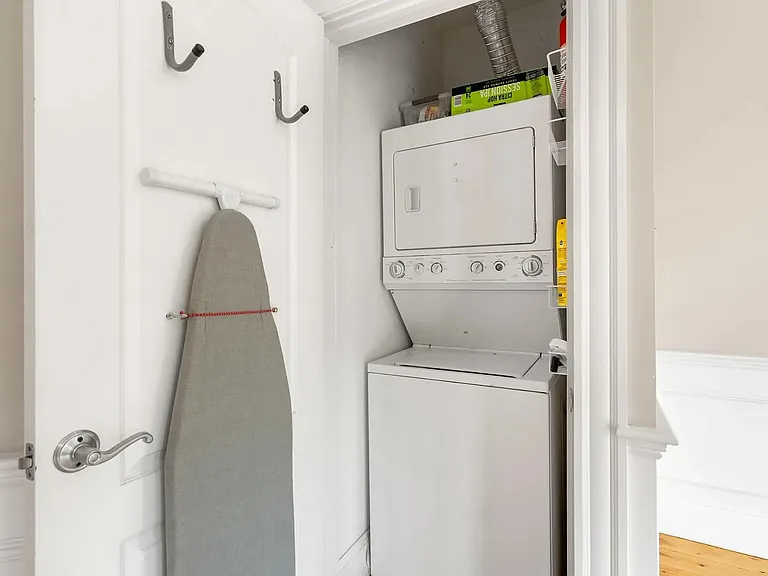 In-unit Washer & Dryer