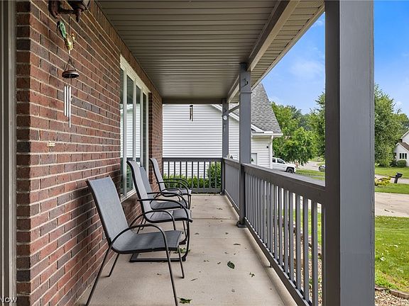 5th image of 2900 Spring Meadow Cir