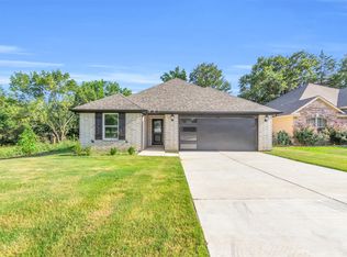 1130 Amsden Cir, Denison, TX 75020