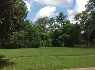 Verdun Dr, Baton Rouge, LA 70810